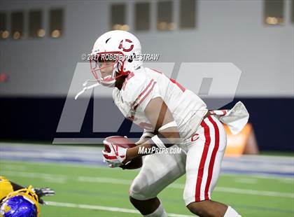 Thumbnail 3 in La Vega vs. Carthage (UIL 4A Division 1 Semifinal) photogallery.