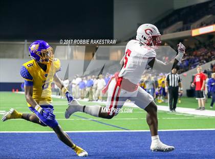 Thumbnail 3 in La Vega vs. Carthage (UIL 4A Division 1 Semifinal) photogallery.