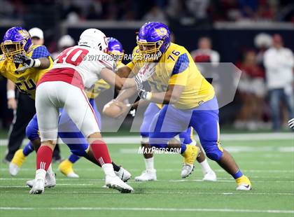 Thumbnail 1 in La Vega vs. Carthage (UIL 4A Division 1 Semifinal) photogallery.