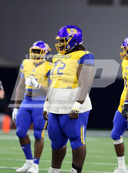 Thumbnail 2 in La Vega vs. Carthage (UIL 4A Division 1 Semifinal) photogallery.