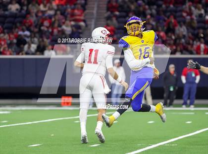 Thumbnail 3 in La Vega vs. Carthage (UIL 4A Division 1 Semifinal) photogallery.