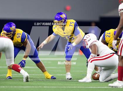 Thumbnail 1 in La Vega vs. Carthage (UIL 4A Division 1 Semifinal) photogallery.