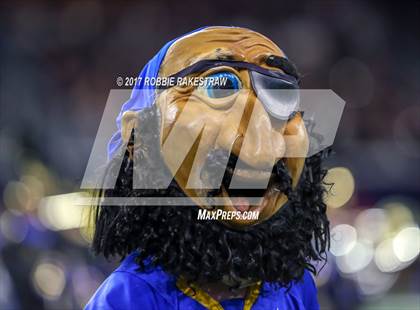 Thumbnail 3 in La Vega vs. Carthage (UIL 4A Division 1 Semifinal) photogallery.