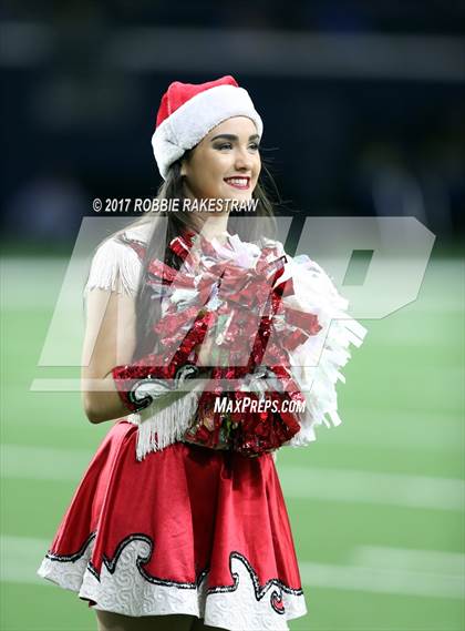Thumbnail 1 in La Vega vs. Carthage (UIL 4A Division 1 Semifinal) photogallery.