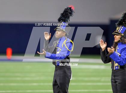 Thumbnail 1 in La Vega vs. Carthage (UIL 4A Division 1 Semifinal) photogallery.