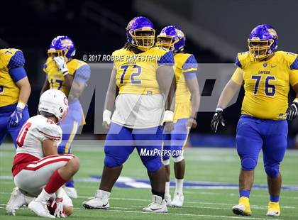 Thumbnail 3 in La Vega vs. Carthage (UIL 4A Division 1 Semifinal) photogallery.