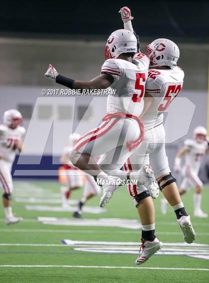 Thumbnail 3 in La Vega vs. Carthage (UIL 4A Division 1 Semifinal) photogallery.