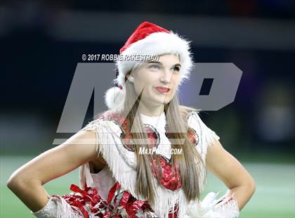 Thumbnail 3 in La Vega vs. Carthage (UIL 4A Division 1 Semifinal) photogallery.