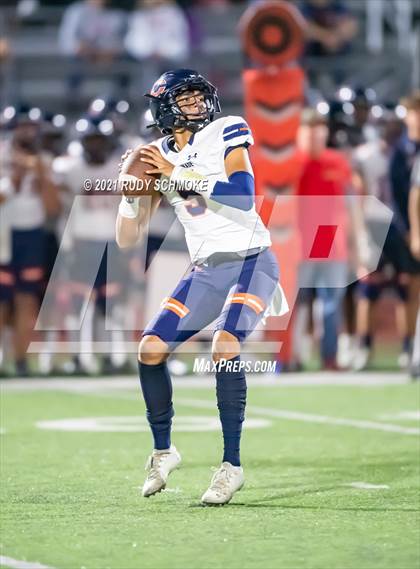 Thumbnail 3 in Chaminade @ Cathedral Catholic (Honor Bowl) photogallery.