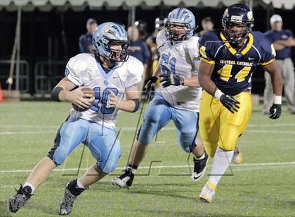 Thumbnail 3 in Central Catholic @ Seneca Valley photogallery.