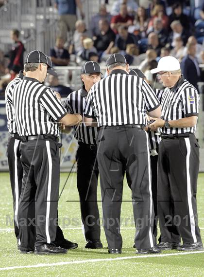 Thumbnail 3 in Central Catholic @ Seneca Valley photogallery.