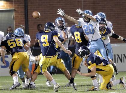 Thumbnail 3 in Central Catholic @ Seneca Valley photogallery.