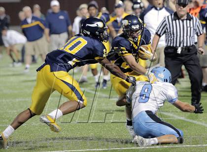 Thumbnail 3 in Central Catholic @ Seneca Valley photogallery.