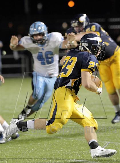 Thumbnail 3 in Central Catholic @ Seneca Valley photogallery.
