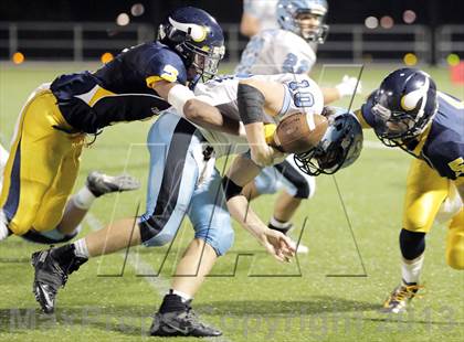 Thumbnail 1 in Central Catholic @ Seneca Valley photogallery.