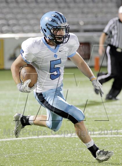 Thumbnail 3 in Central Catholic @ Seneca Valley photogallery.