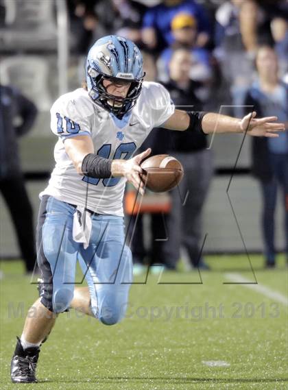 Thumbnail 1 in Central Catholic @ Seneca Valley photogallery.