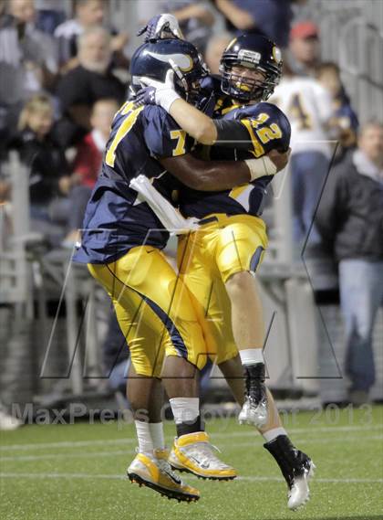 Thumbnail 2 in Central Catholic @ Seneca Valley photogallery.