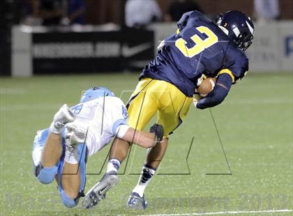 Thumbnail 3 in Central Catholic @ Seneca Valley photogallery.