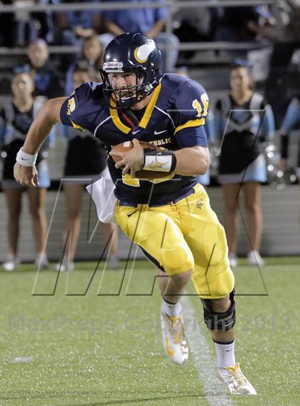 Thumbnail 1 in Central Catholic @ Seneca Valley photogallery.