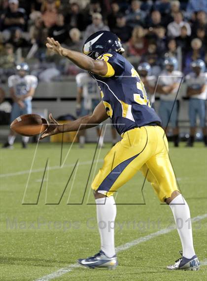 Thumbnail 3 in Central Catholic @ Seneca Valley photogallery.