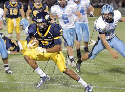 Thumbnail 1 in Central Catholic @ Seneca Valley photogallery.