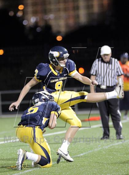 Thumbnail 2 in Central Catholic @ Seneca Valley photogallery.
