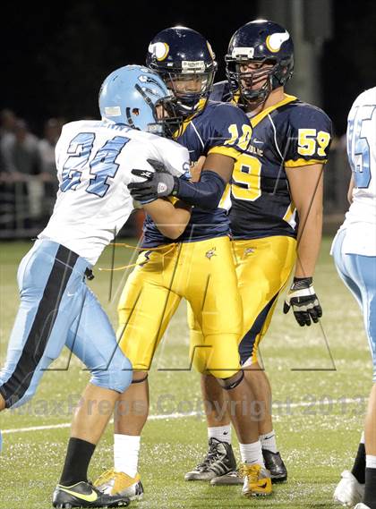 Thumbnail 2 in Central Catholic @ Seneca Valley photogallery.