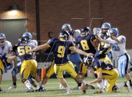 Thumbnail 2 in Central Catholic @ Seneca Valley photogallery.