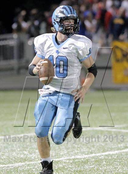 Thumbnail 3 in Central Catholic @ Seneca Valley photogallery.