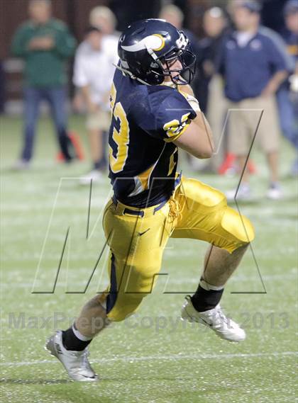 Thumbnail 3 in Central Catholic @ Seneca Valley photogallery.