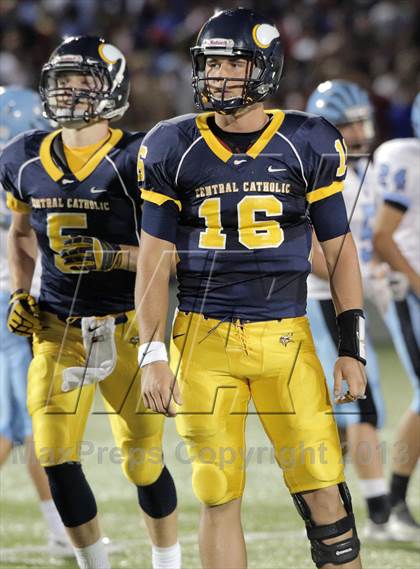 Thumbnail 2 in Central Catholic @ Seneca Valley photogallery.