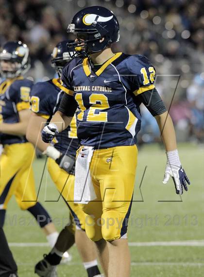 Thumbnail 2 in Central Catholic @ Seneca Valley photogallery.