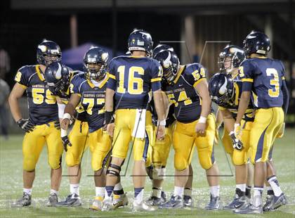 Thumbnail 2 in Central Catholic @ Seneca Valley photogallery.