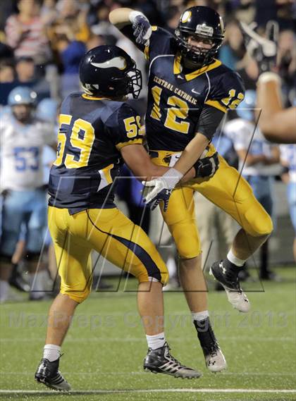 Thumbnail 1 in Central Catholic @ Seneca Valley photogallery.