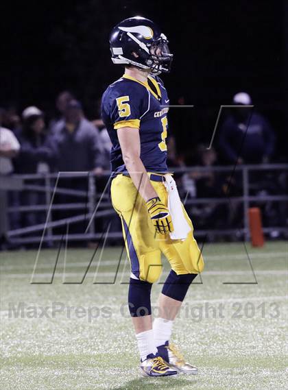Thumbnail 2 in Central Catholic @ Seneca Valley photogallery.