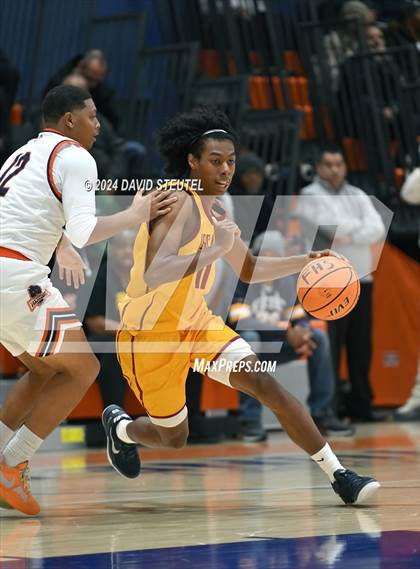 Thumbnail 1 in Arcadia vs. Fortune Early College (Fortune Showcase) photogallery.