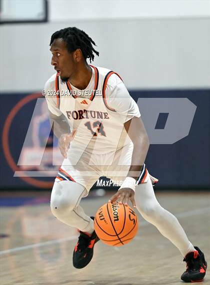 Thumbnail 1 in Arcadia vs. Fortune Early College (Fortune Showcase) photogallery.