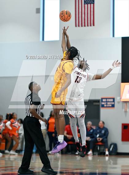 Thumbnail 2 in Arcadia vs. Fortune Early College (Fortune Showcase) photogallery.