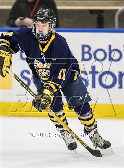Thumbnail 1 in Lake Placid vs. Kenmore East (NYSPHSAA Division 2 Semifinal) photogallery.