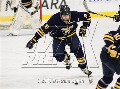 Thumbnail 1 in Lake Placid vs. Kenmore East (NYSPHSAA Division 2 Semifinal) photogallery.