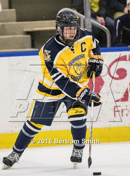 Thumbnail 2 in Lake Placid vs. Kenmore East (NYSPHSAA Division 2 Semifinal) photogallery.