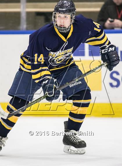 Thumbnail 2 in Lake Placid vs. Kenmore East (NYSPHSAA Division 2 Semifinal) photogallery.
