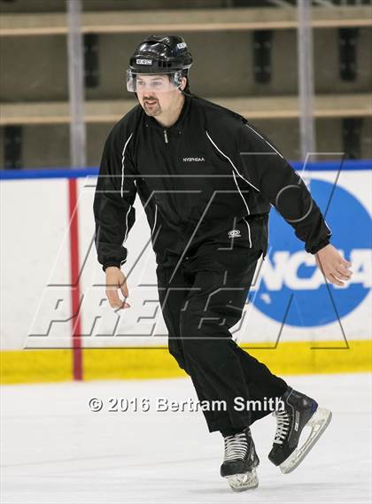 Thumbnail 3 in Lake Placid vs. Kenmore East (NYSPHSAA Division 2 Semifinal) photogallery.