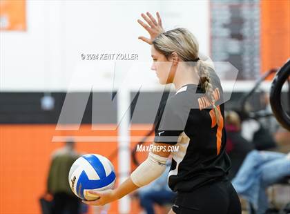 Thumbnail 1 in Regina vs. Almont  photogallery.