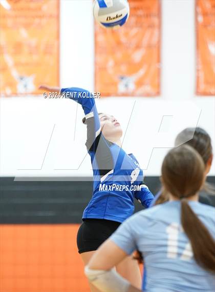 Thumbnail 1 in Regina vs. Almont  photogallery.