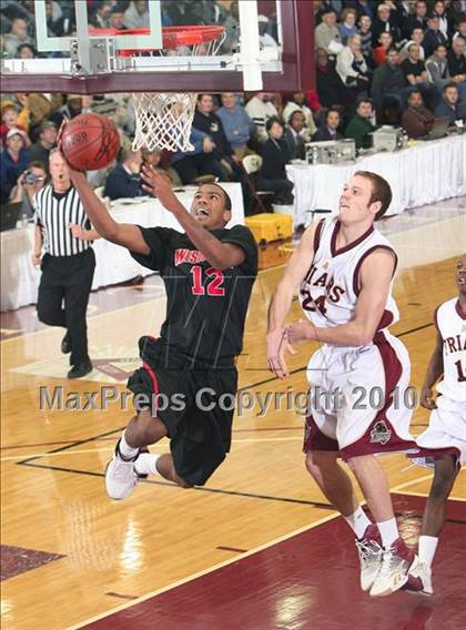 Thumbnail 1 in Westchester vs. St. Anthony's (Hoophall Classic) photogallery.