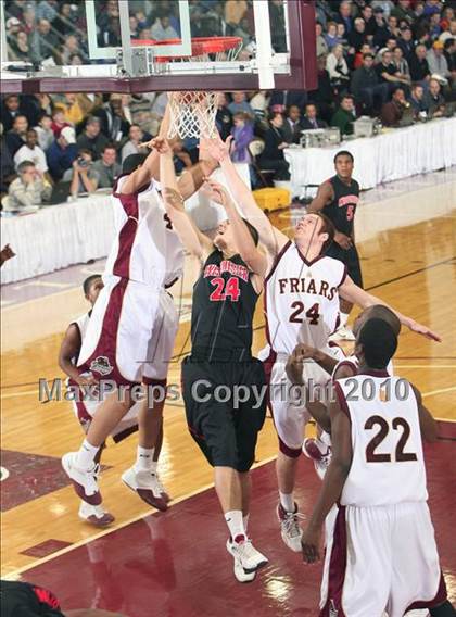 Thumbnail 3 in Westchester vs. St. Anthony's (Hoophall Classic) photogallery.