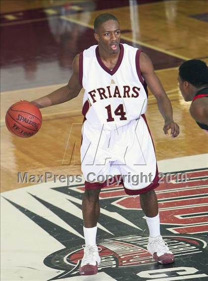 Thumbnail 1 in Westchester vs. St. Anthony's (Hoophall Classic) photogallery.