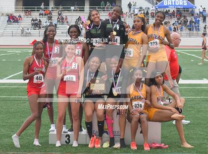 Thumbnail 3 in UIL 5A Track Region III Final (Medal Ceremony) photogallery.
